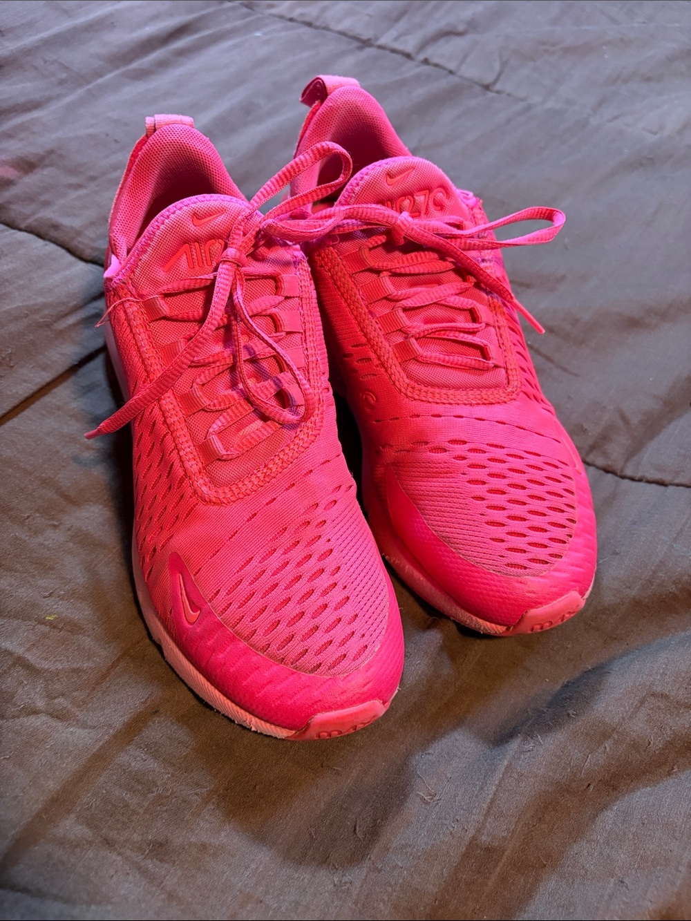 Women’s Nike Sneakers. GUC!